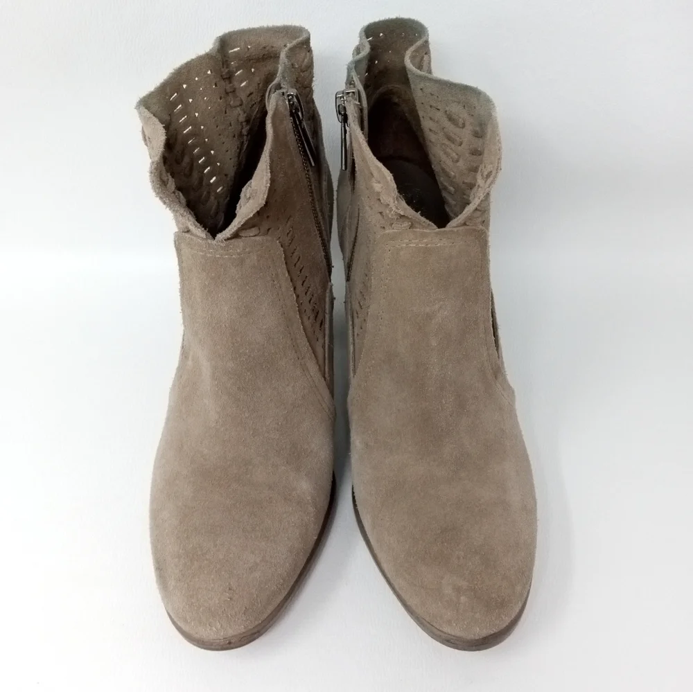 Vince Camuto Fenyia Tan Foxy Verona Bootie Suede Stacked Heel Boots - Picture 5 of 11